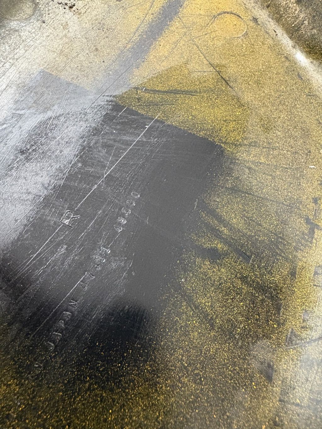 Suzuki 1978 TS100 Right Side Cover OEM 47111-48000-05J