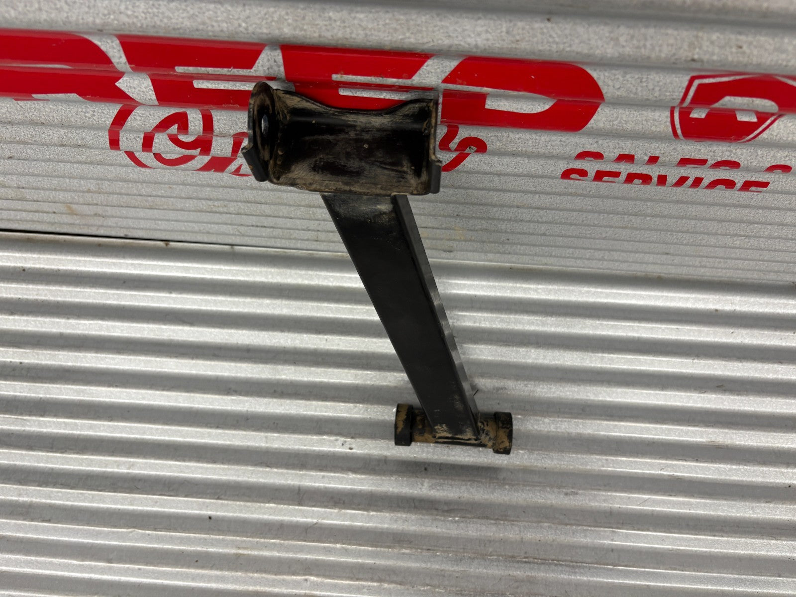 2013 Suzuki Kingquad 750 AXi Right Rear Upper Suspension A-Arm 61530-31830