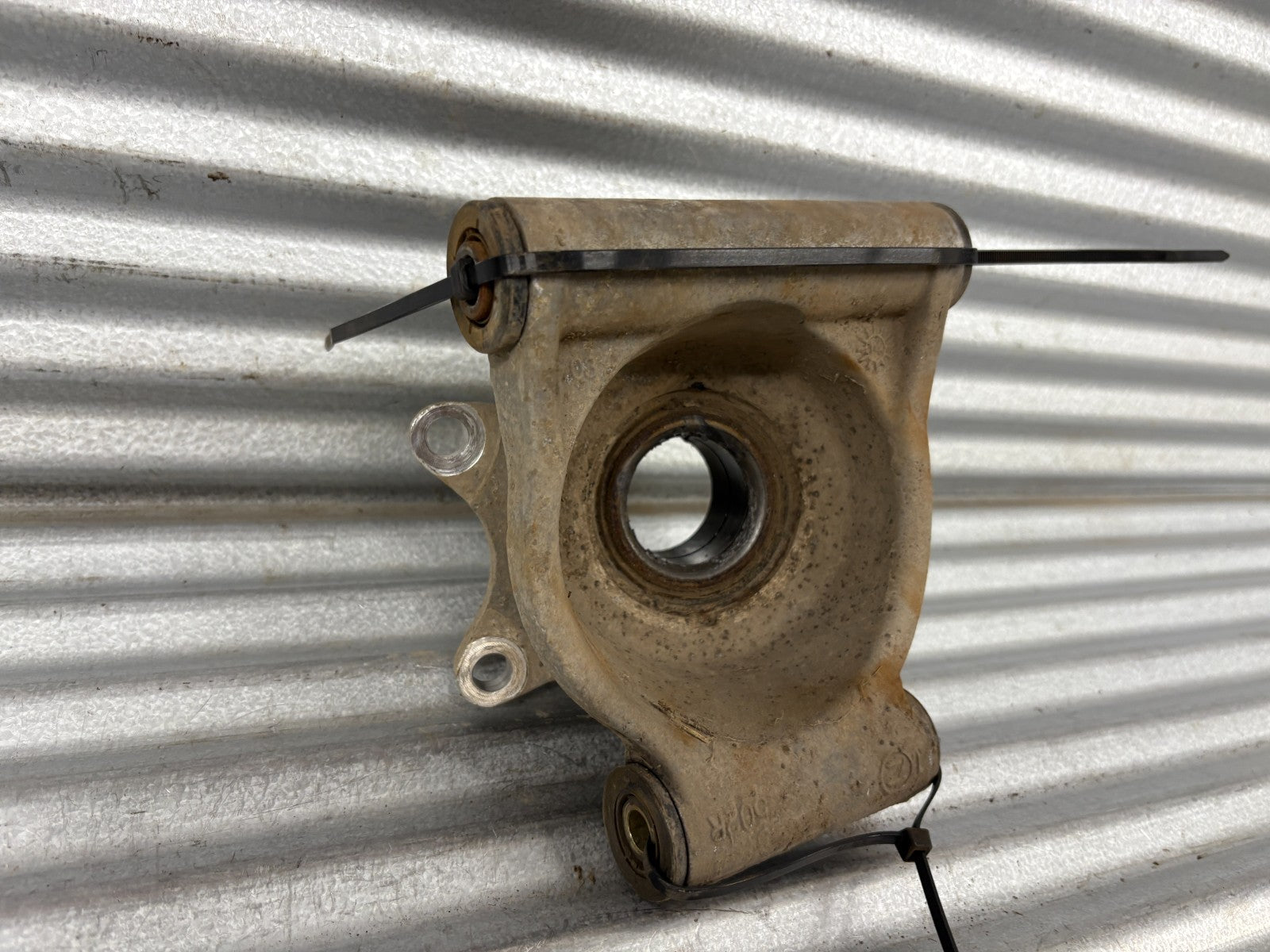 2014 Polaris Ranger 570 EFI Right Rear Knuckle OEM 5138502