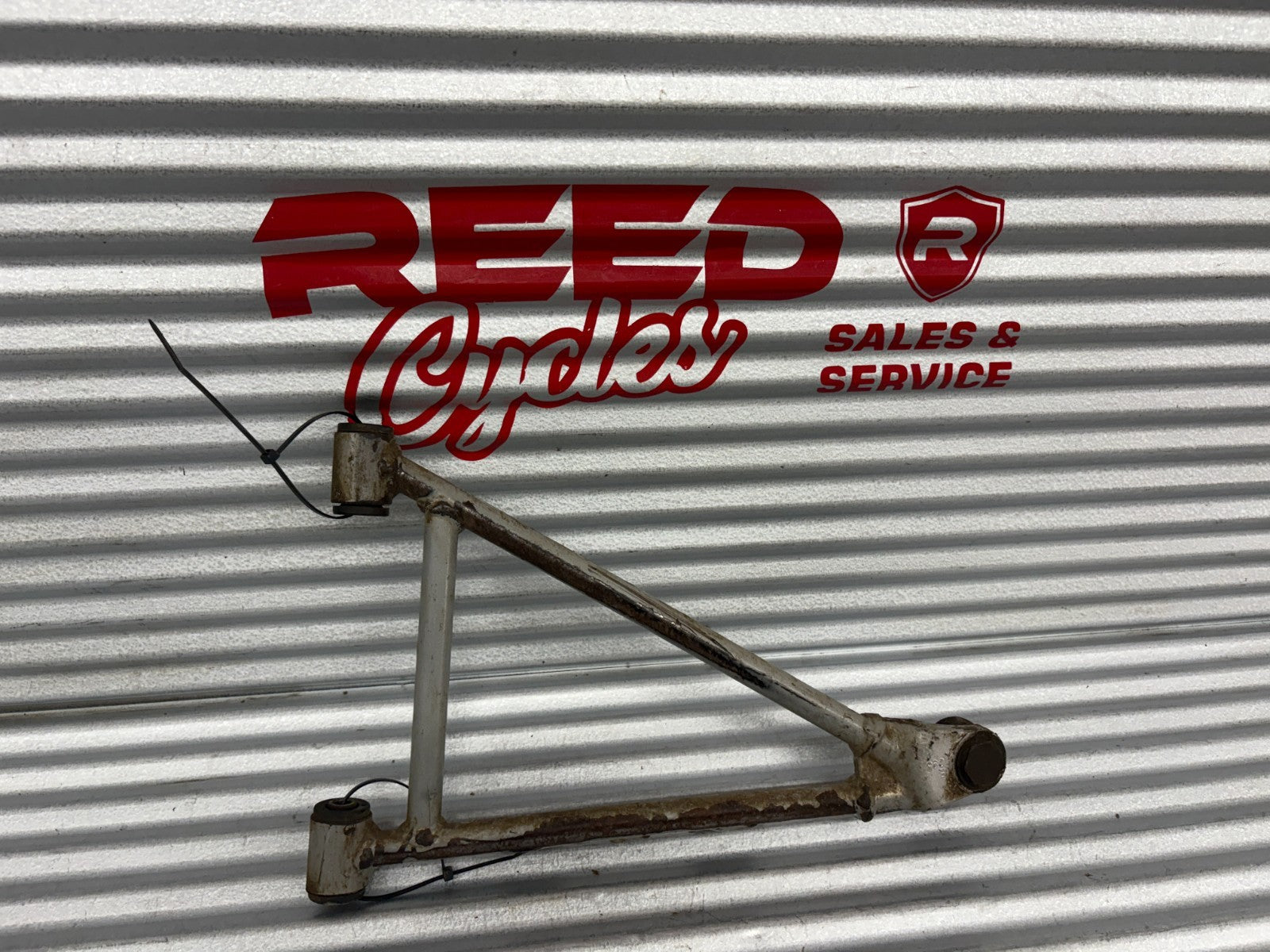 2007 Arctic Cat 400 4x4 Right Front Lower A-Arm OEM 0503-380