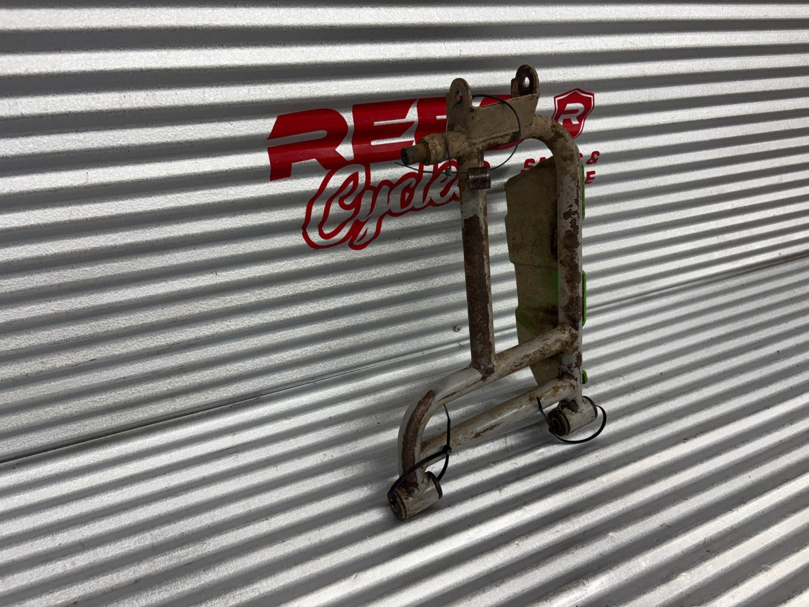 2007 Arctic Cat 400 4x4 Left Rear Lower A-Arm OEM 0504-577