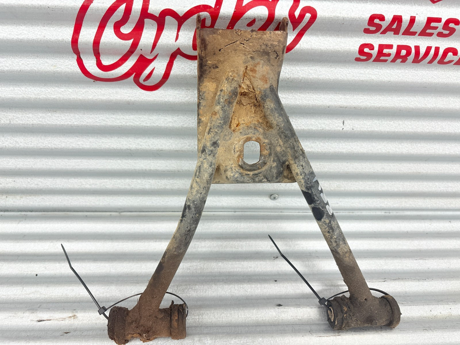 2002 Polaris Sportsman 700 Rear Right Upper A Arm OEM 1040731-067