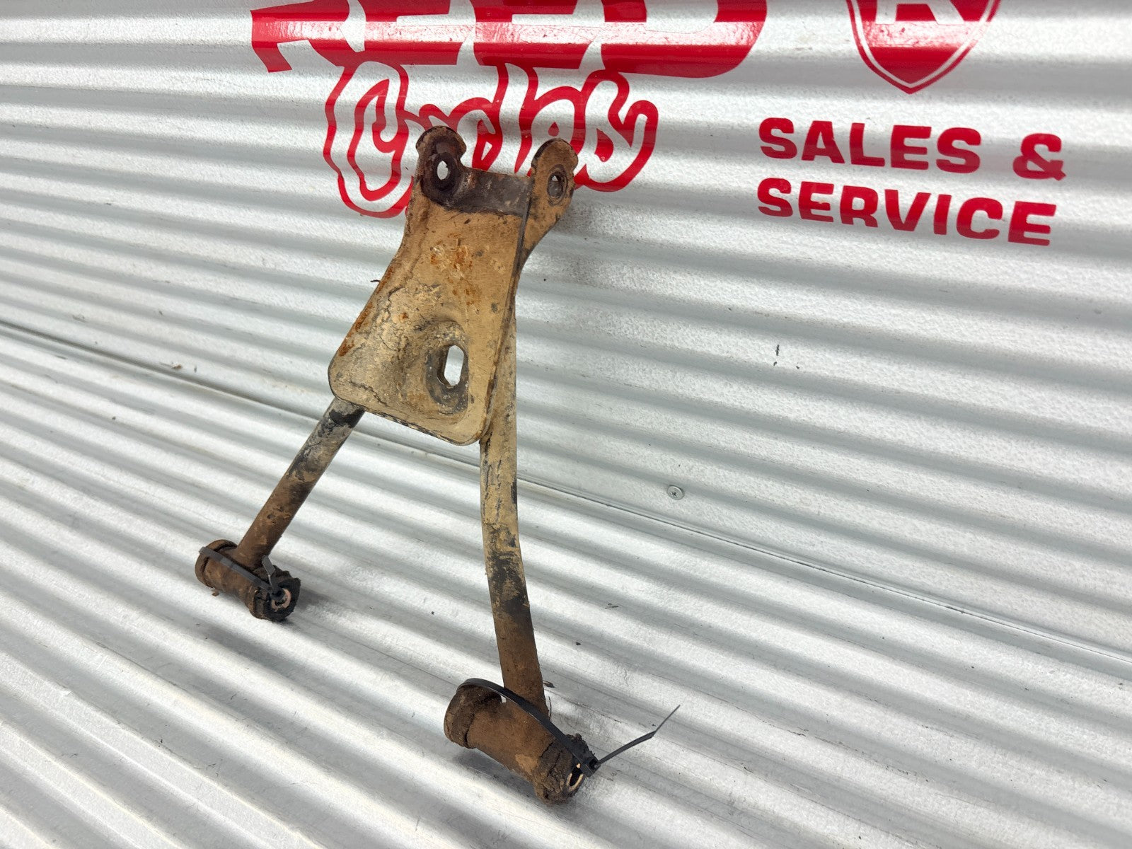 2002 Polaris Sportsman 700 Rear Right Upper A Arm OEM 1040731-067