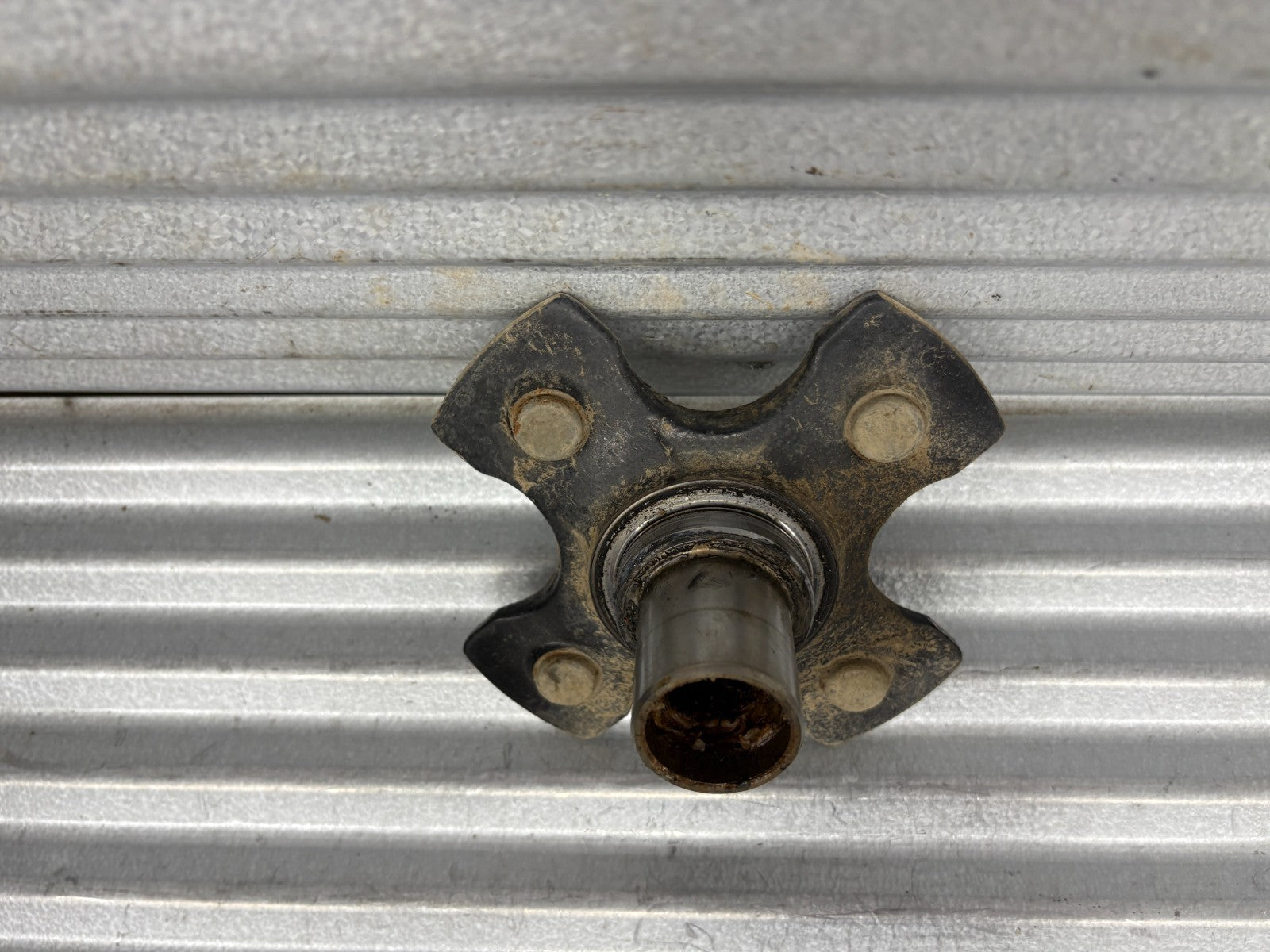 2013 Suzuki KingQuad 750 AXi Rear Hub Left or Right OEM 64110-31G01