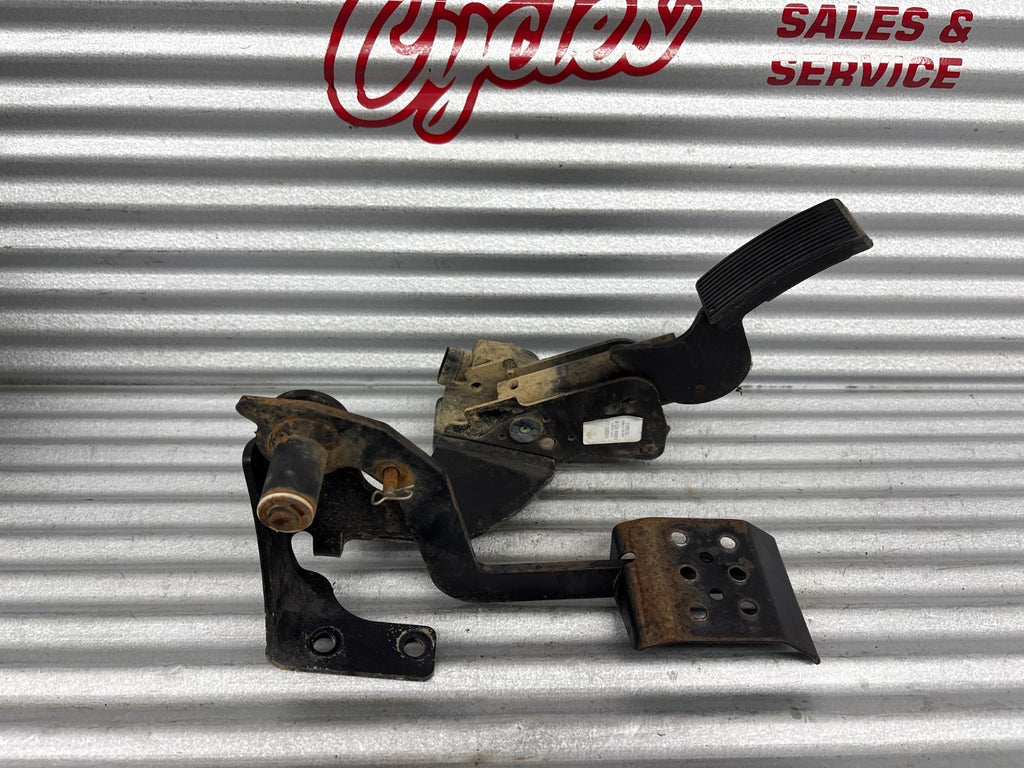 2013 Polaris Ranger XP 900 Brake and Gas Pedal OEM 1015481-458 / 4012657