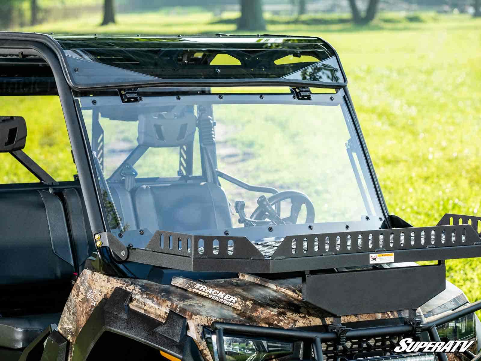 TRACKER 800SX FLIP WINDSHIELD